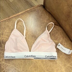 NWT Calvin Klein Light Pink Triangle Bralette bra cotton
